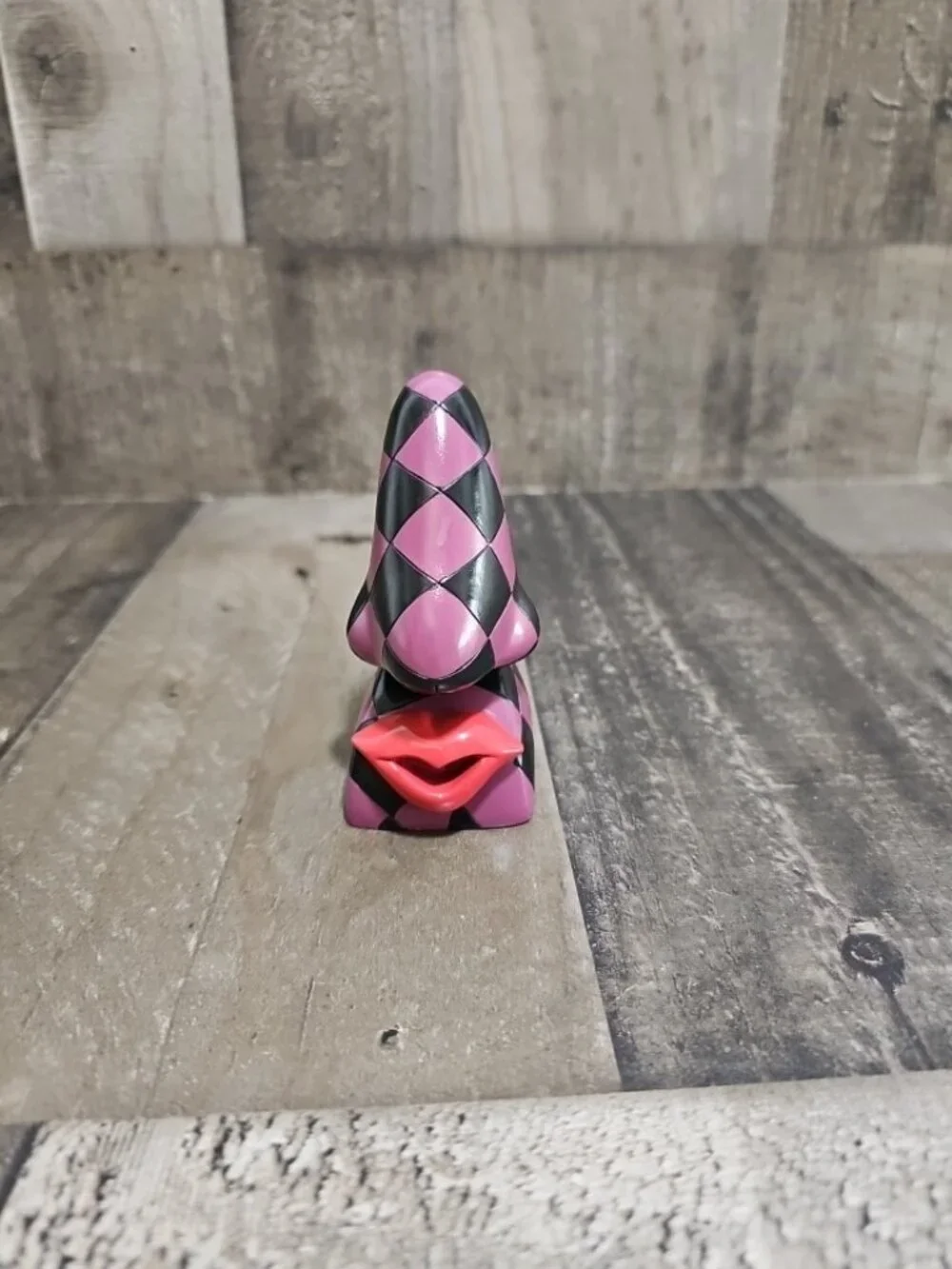 Picasso's Nose Red Lips Eyeglass Holder Pop Art Picasonse Resin 4